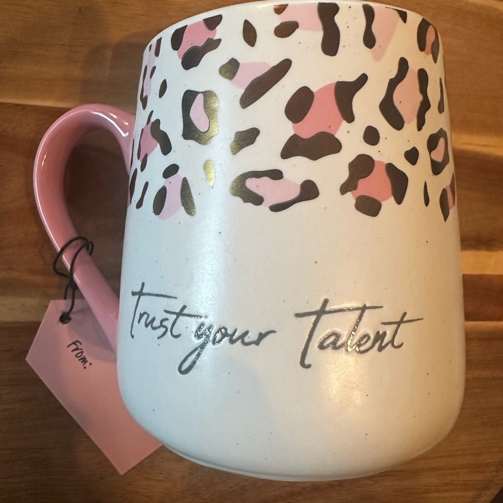 Leopard Print Ceramic Mug with Pink Handle - Picture 2 of 6
